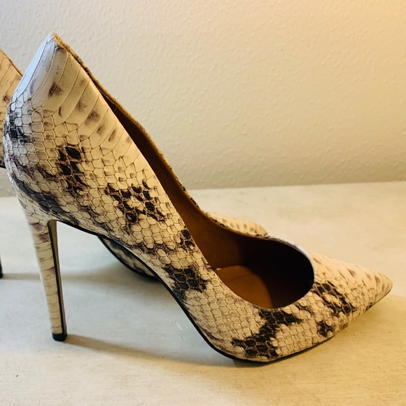 COPY - Steve Madden Proto Natural Snake Pointed Pumps - Picture 7 of 7